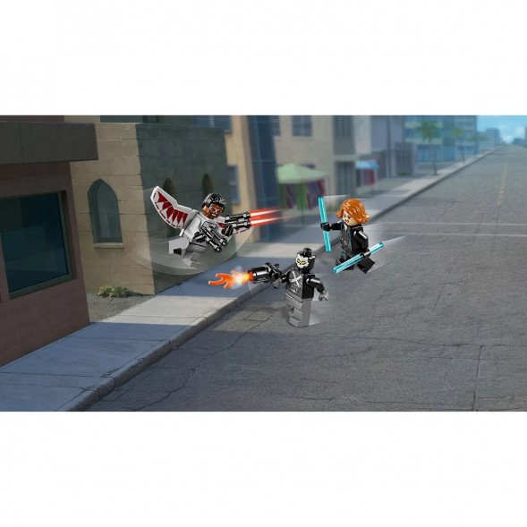 Конструктор LEGO Super Heroes 76050 Опасное ограбление в Якутске
