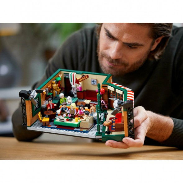 Конструктор LEGO Ideas 21319 Центральный парк Кафе Друзей в Якутске