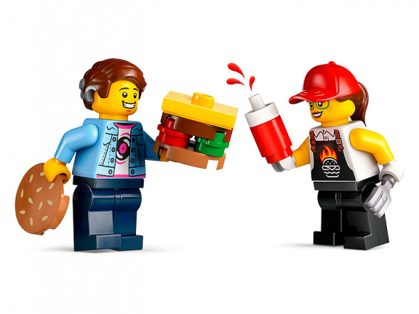 Конструктор LEGO City 60404 Бургерная на колесах в Якутске