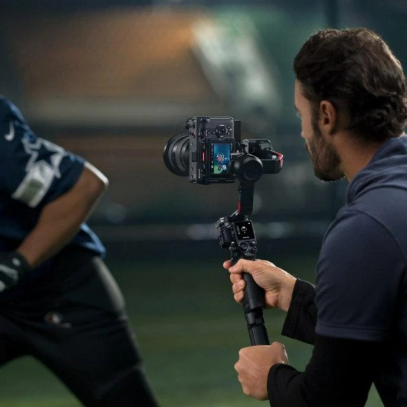 Стабилизатор DJI Ronin RS 4 Combo в Якутске
